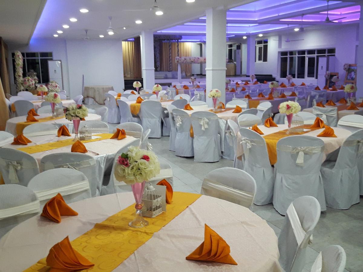 Miltons Beach Resort Unawatuna Ngoại thất bức ảnh
