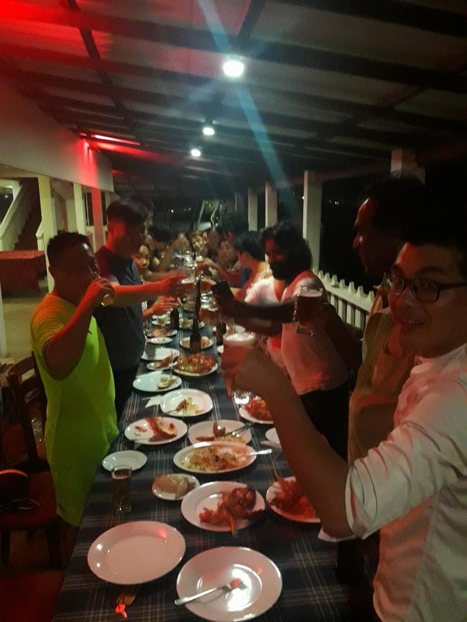 Miltons Beach Resort Unawatuna Ngoại thất bức ảnh
