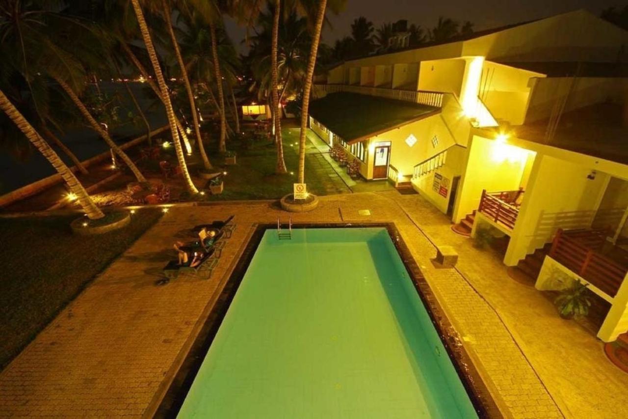 Miltons Beach Resort Unawatuna Ngoại thất bức ảnh