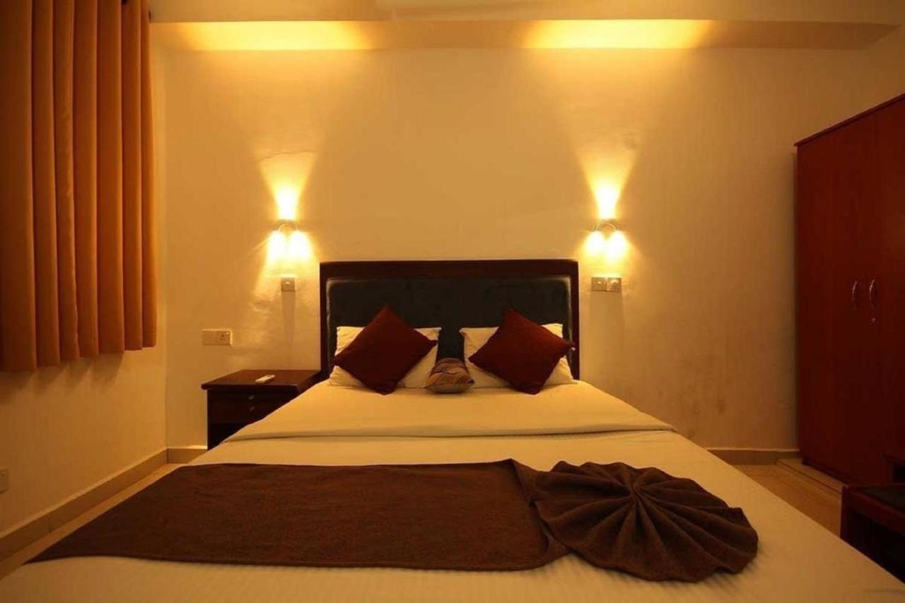 Miltons Beach Resort Unawatuna Ngoại thất bức ảnh